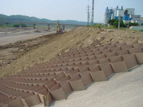 道路基礎建設におけるHDPEプラスチックドライブウェイのジオセルのための現代デザインの砂岩グリッド 6